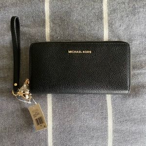 MK jet set wristlet